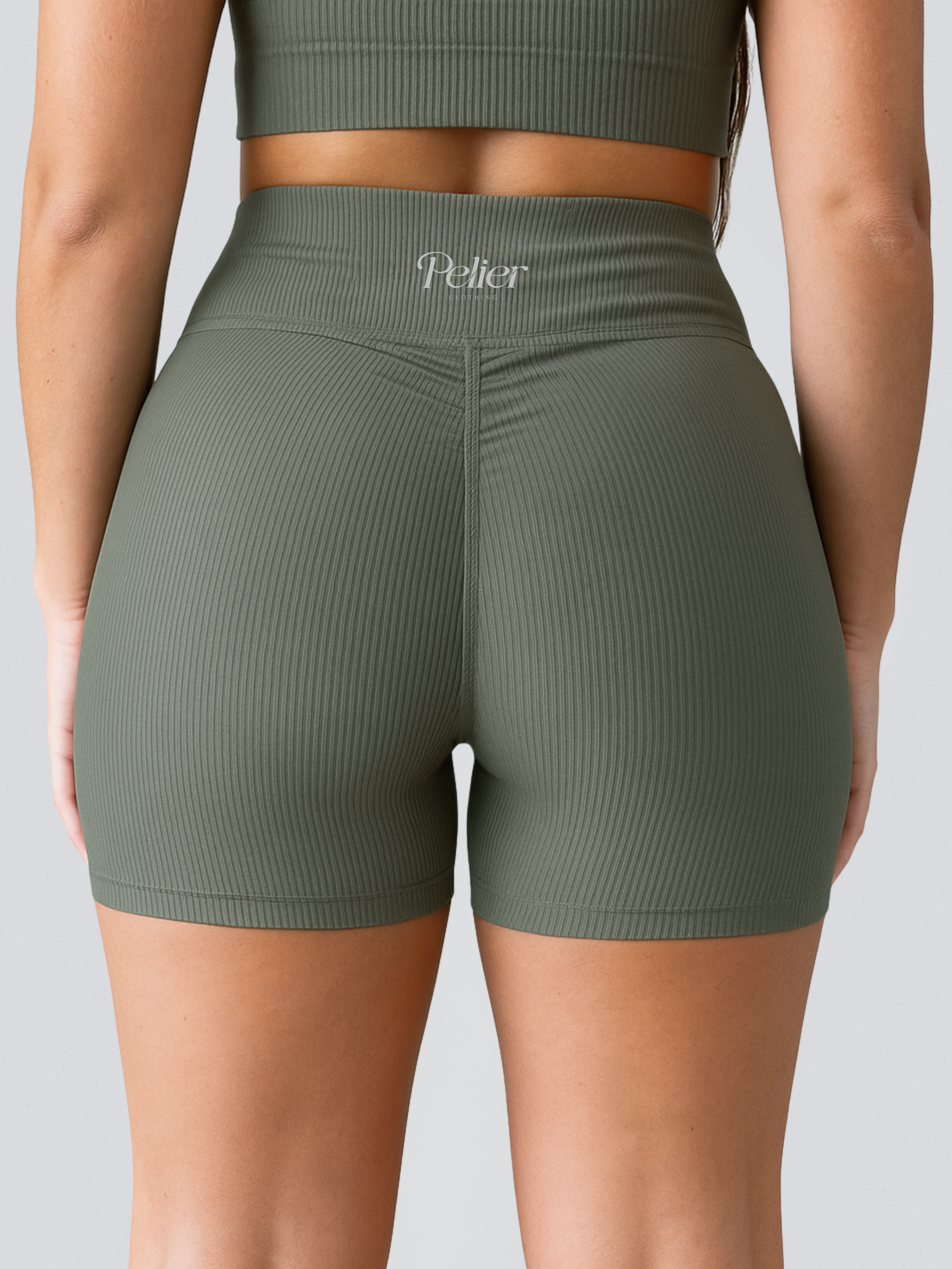 V-Waist Shorts Pine Green