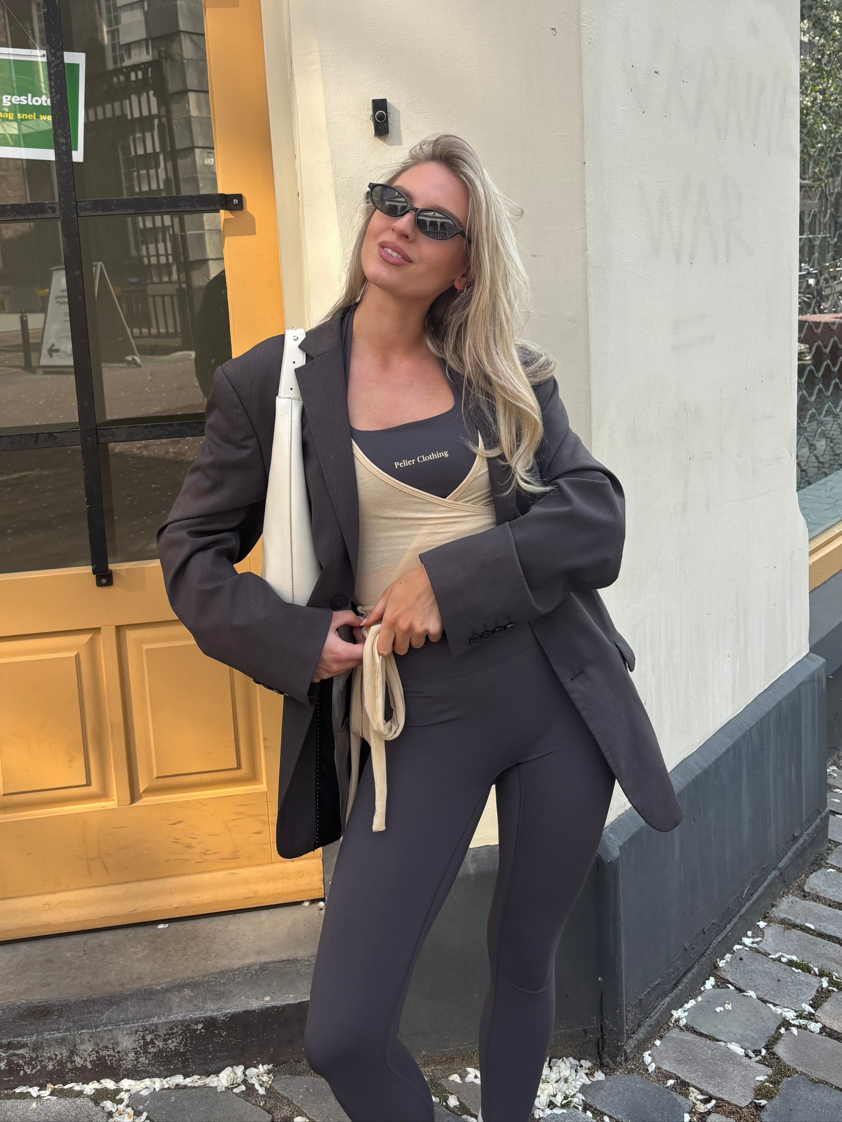 Set Balance Leggings y Halter neck top