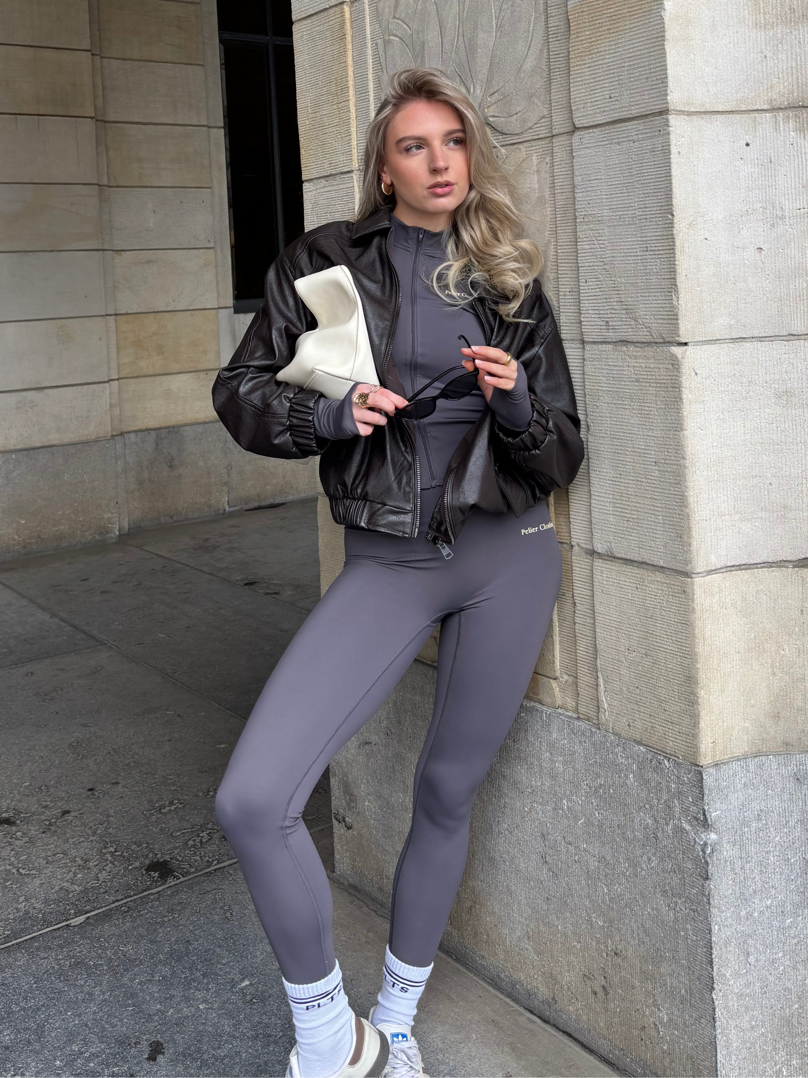 Set Balance Jacket y Leggings y Halter Neck Top